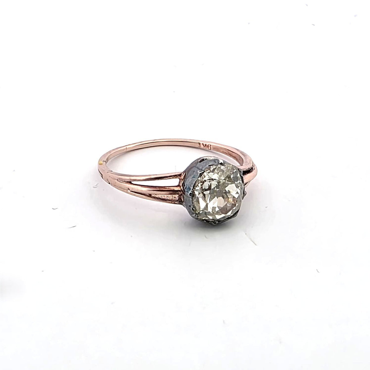 Bague Solitaire en or rose, argent et diamant