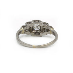 Art Deco ring in platinum and diamonds