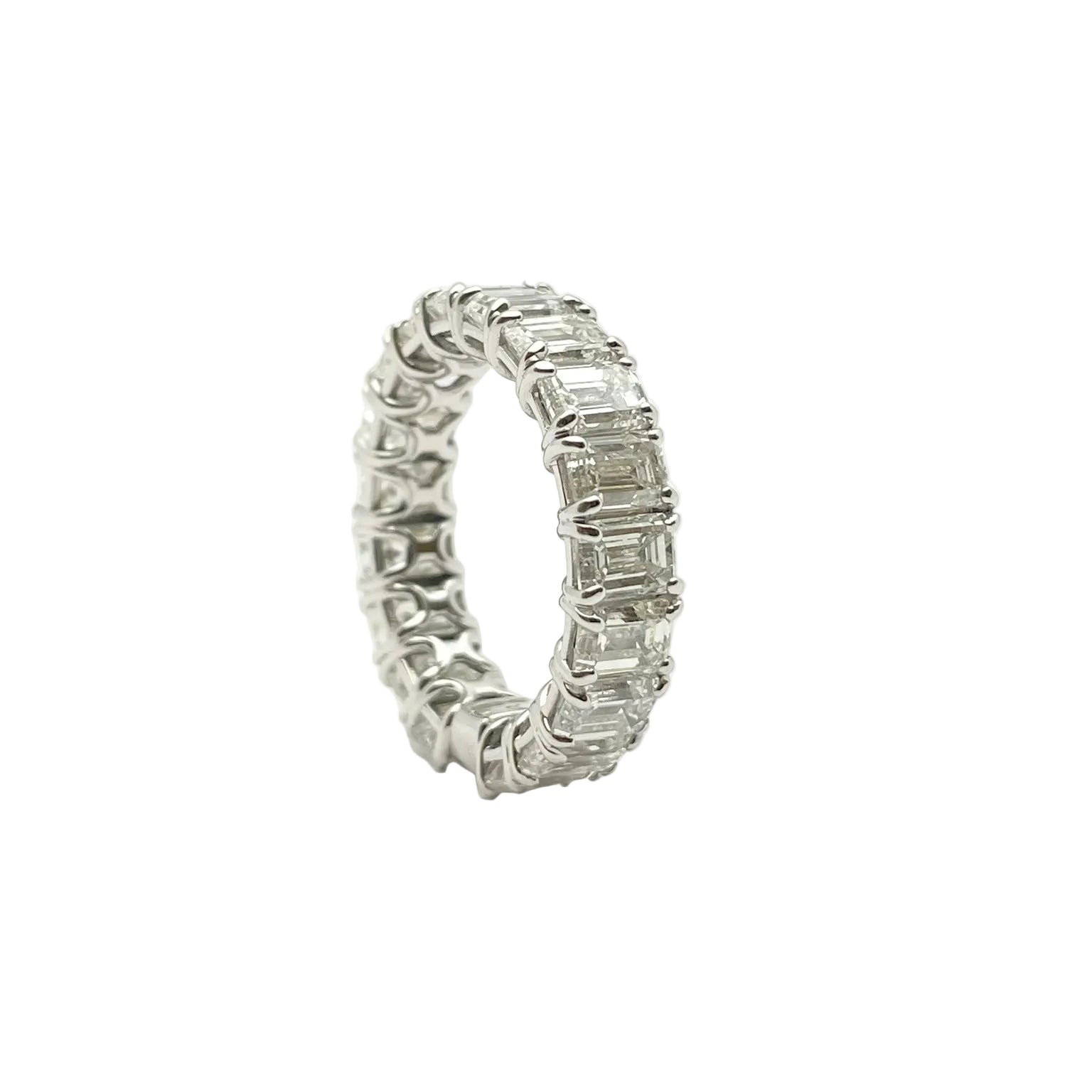 "Eterné" Wedding Band in White Gold and Diamonds