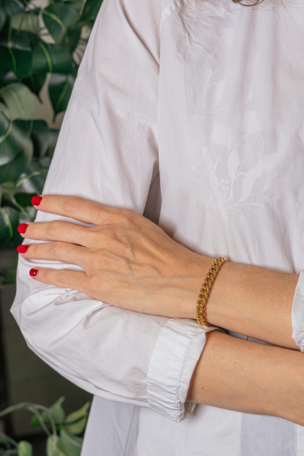 Yellow Gold Curb Chain Bracelet