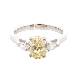 1.51-carat Fancy Yellow Diamond Ring / SI2