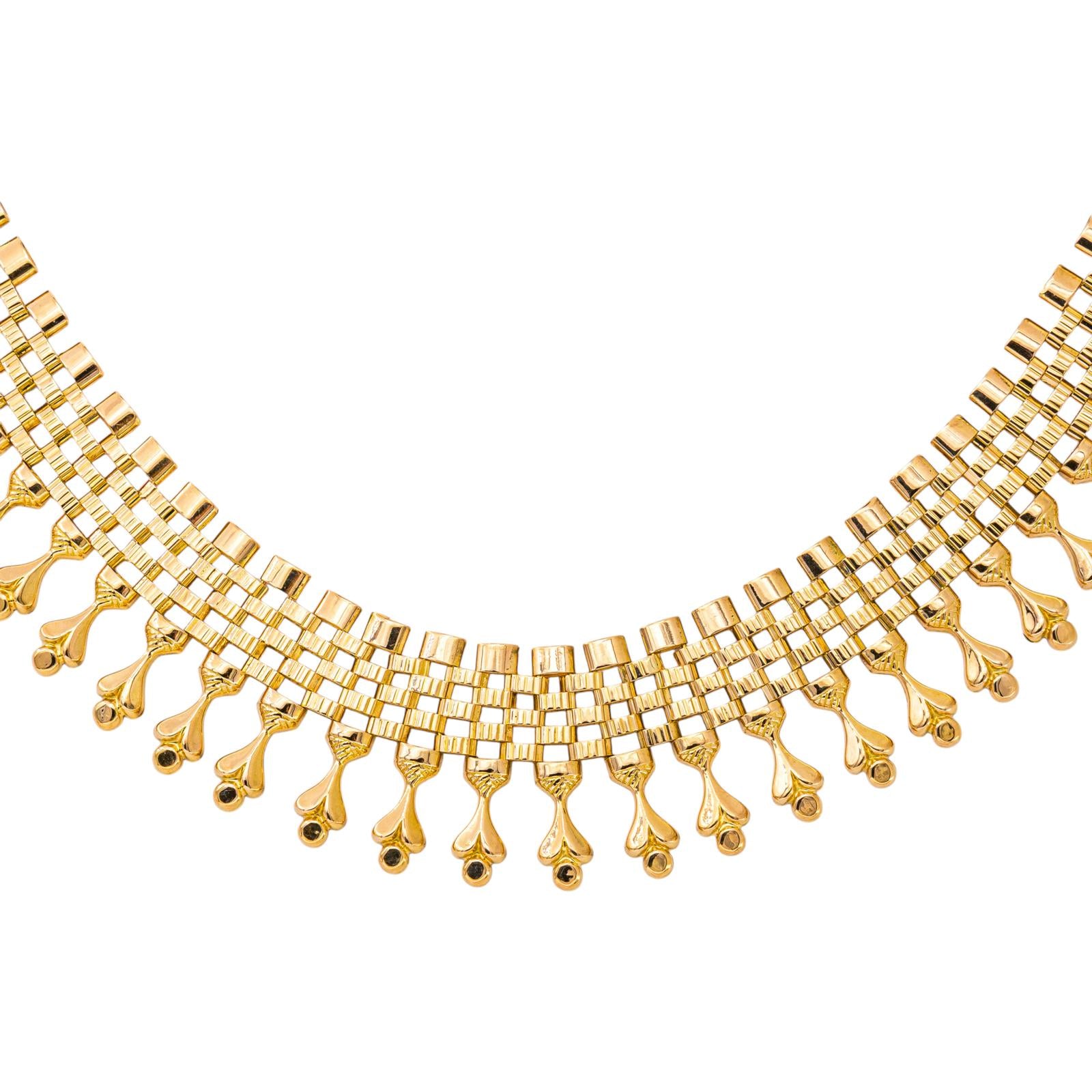 Yellow gold necklace