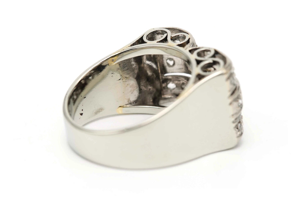 Tank Ring in White Gold and Diamonds