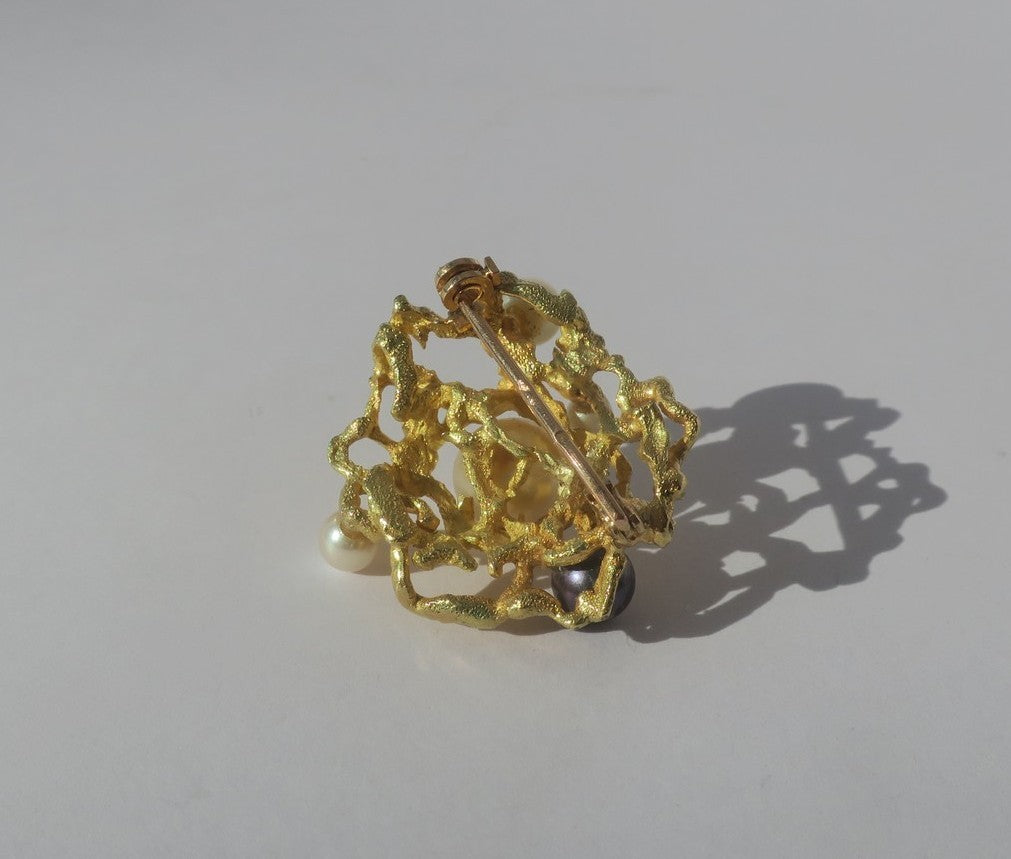 Gold and Pearl Brooch Pin