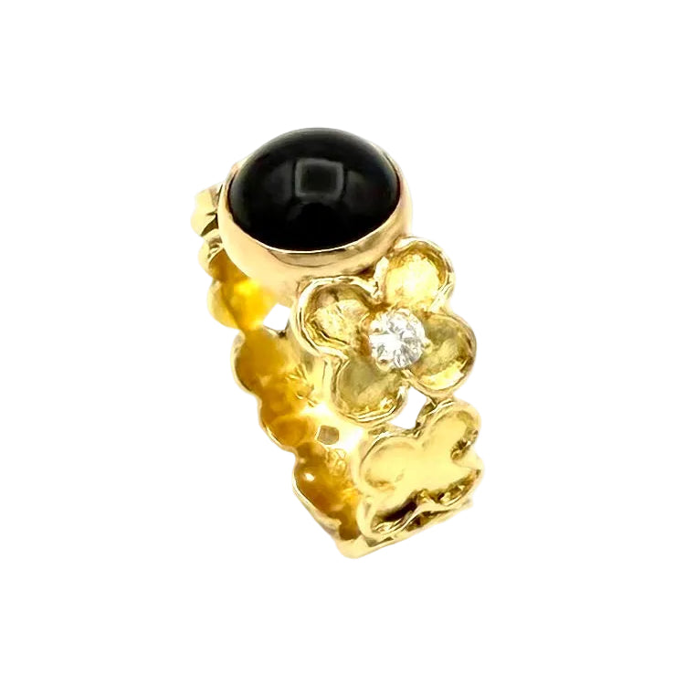 VAN CLEEF & ARPELS. Bague vintage en or jaune 18K, onyx et diamants