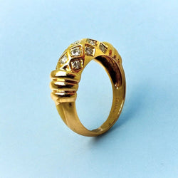 CARTIER Bague jonc résille orné de diamants. - Castafiore