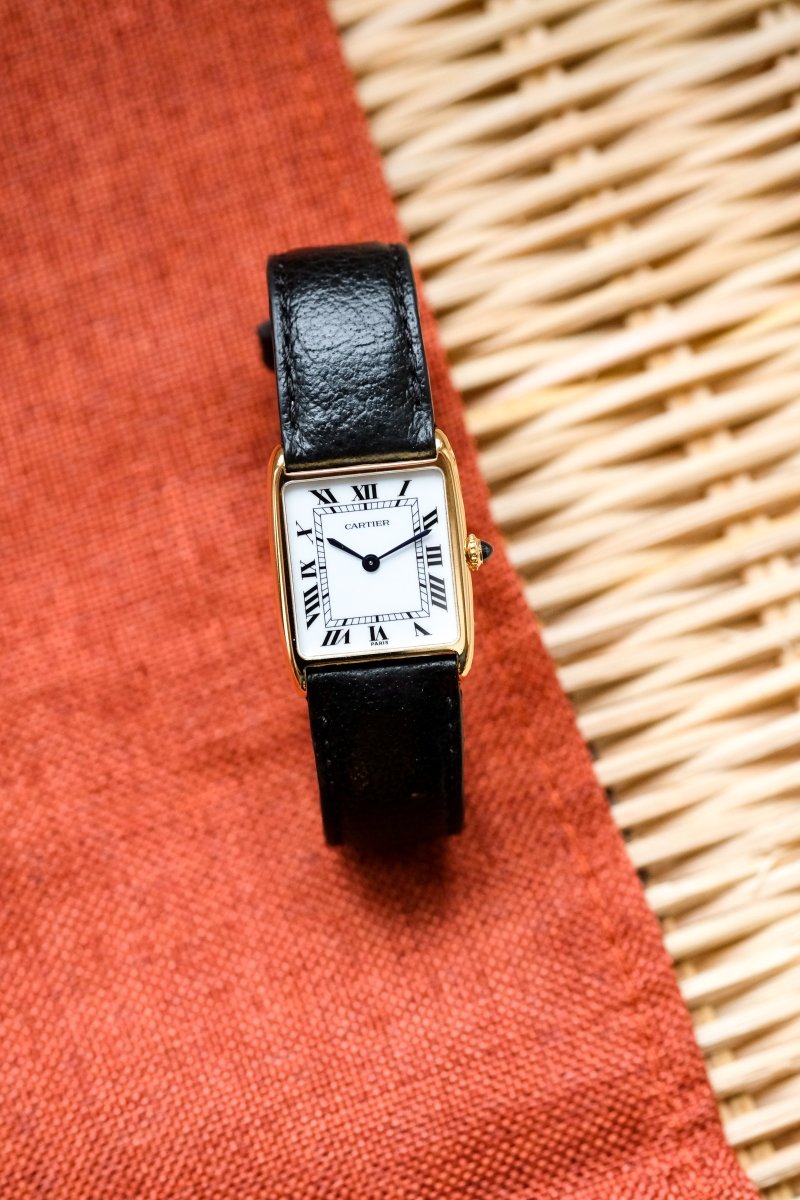 Cartier Tank Arrondie Extra - plate ref. 96041 - Mécanique - v. 1980 (boîte et papiers SAV) - Castafiore