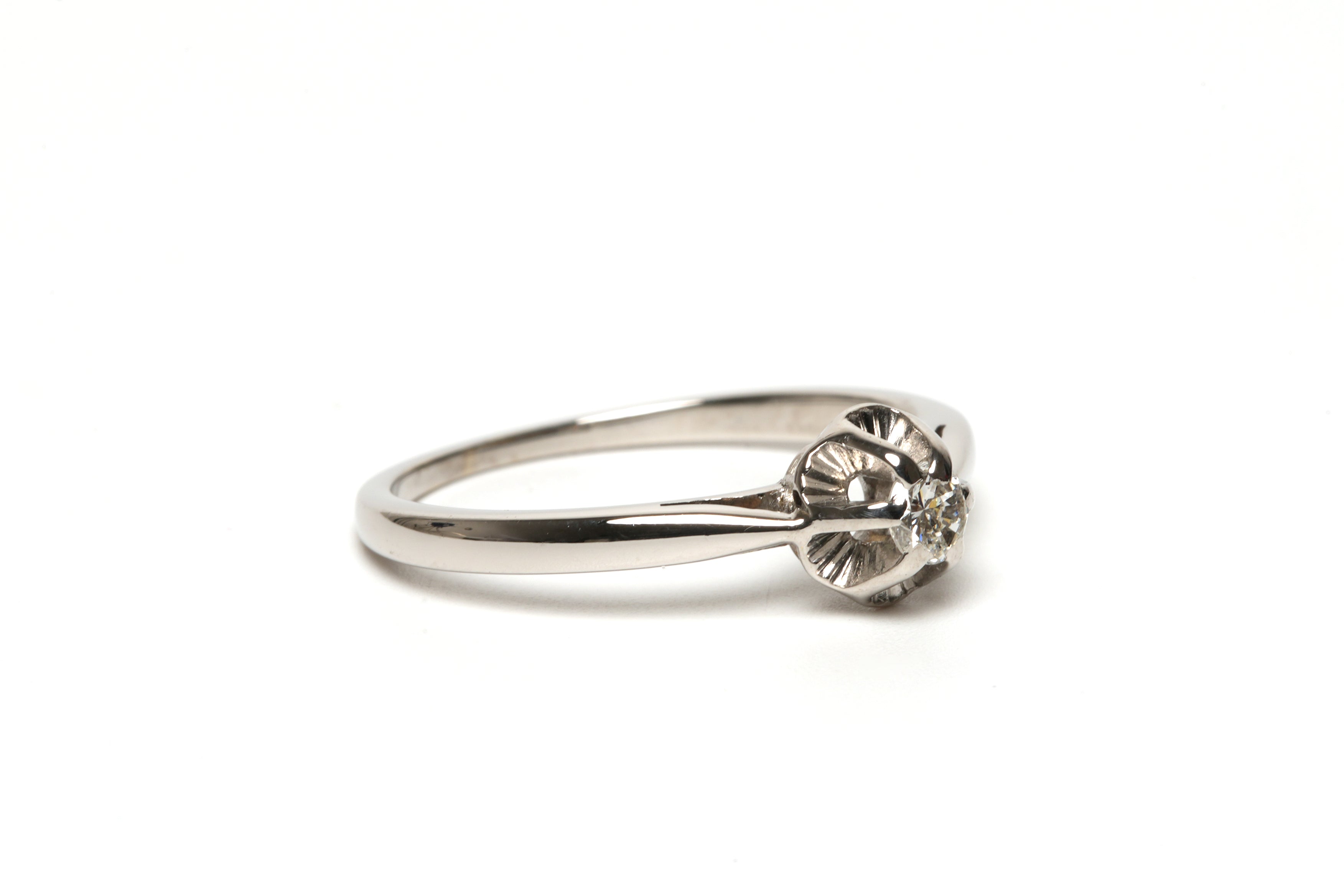 White Gold Solitaire Ring with Diamond