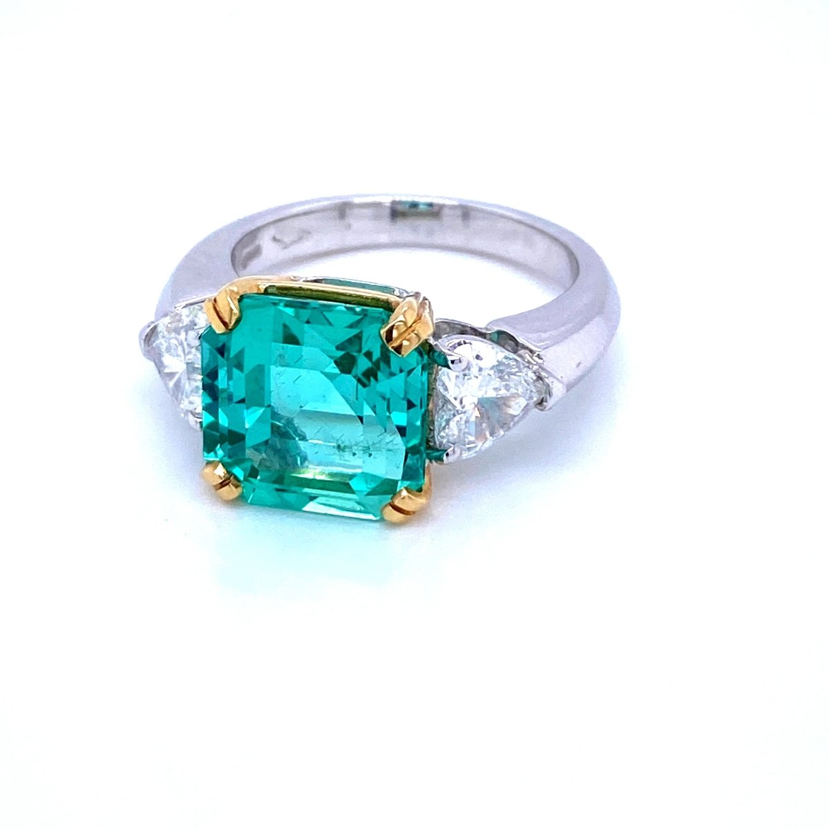 Certified 5.55 Carat Colombian Natural Emerald Heart Diamond Ring - Castafiore