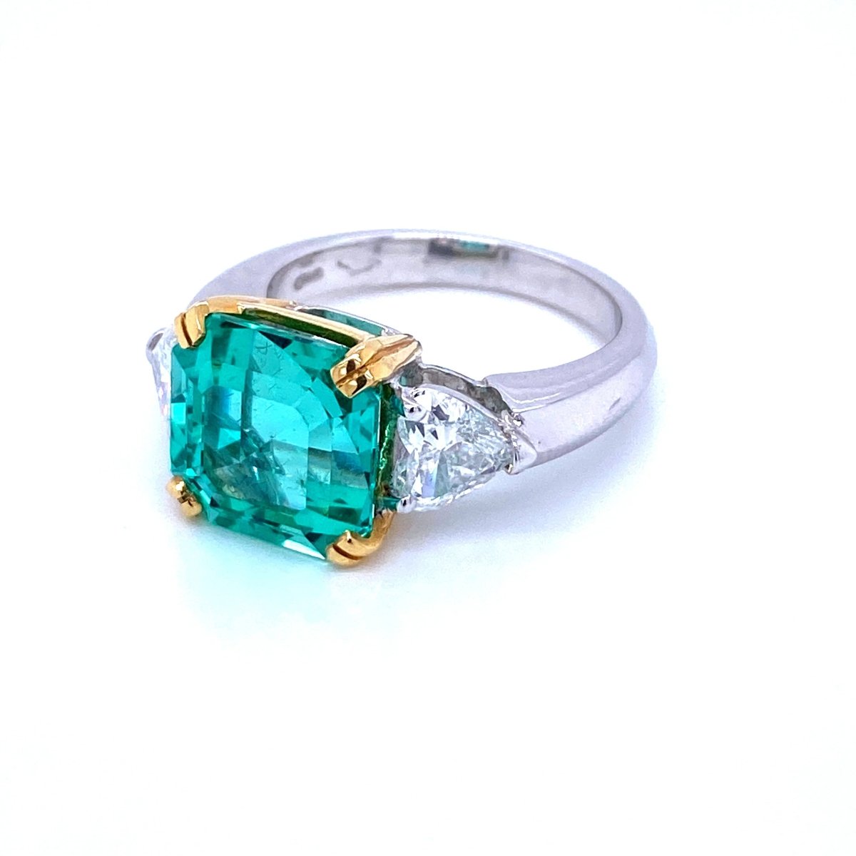 Certified 5.55 Carat Colombian Natural Emerald Heart Diamond Ring - Castafiore