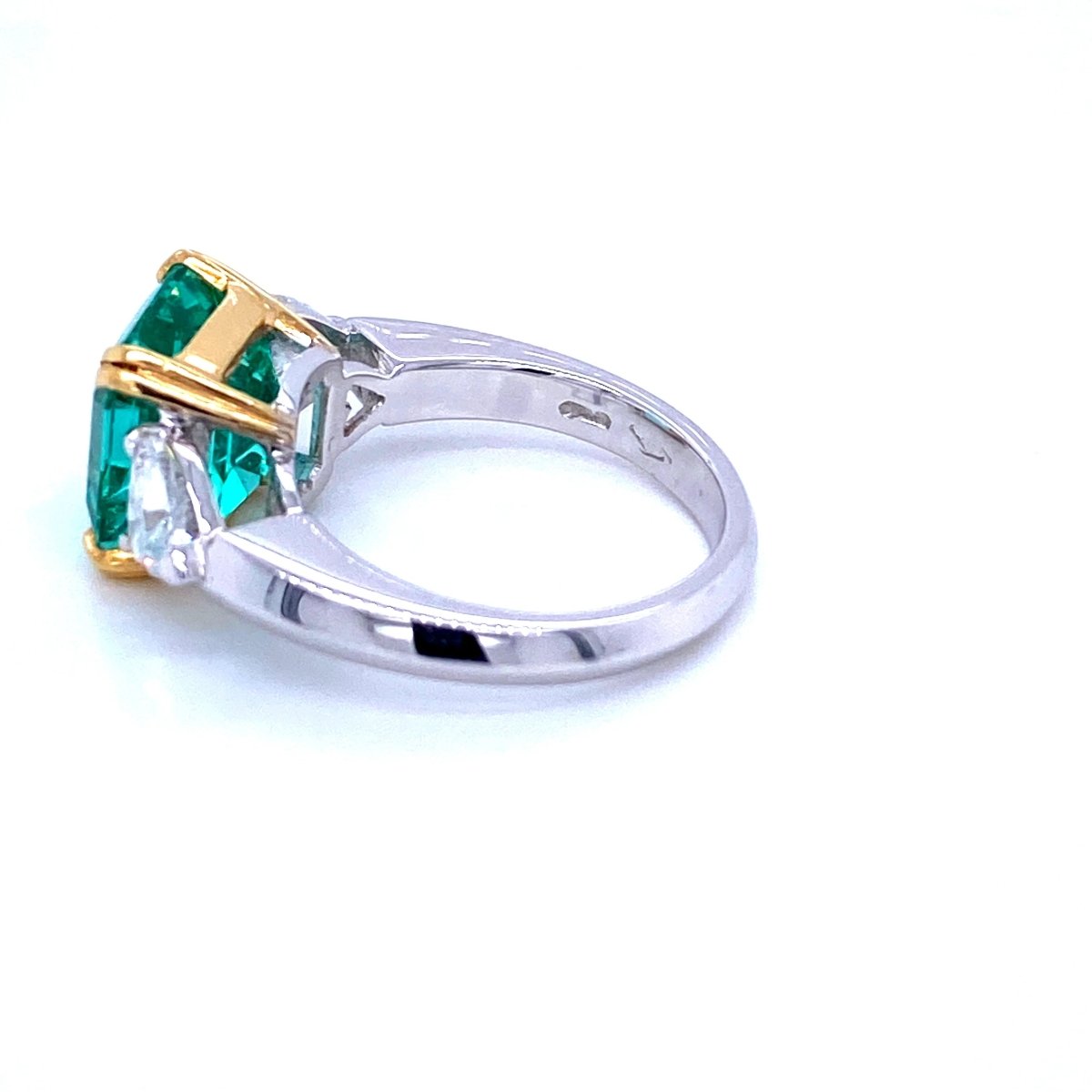 Certified 5.55 Carat Colombian Natural Emerald Heart Diamond Ring - Castafiore