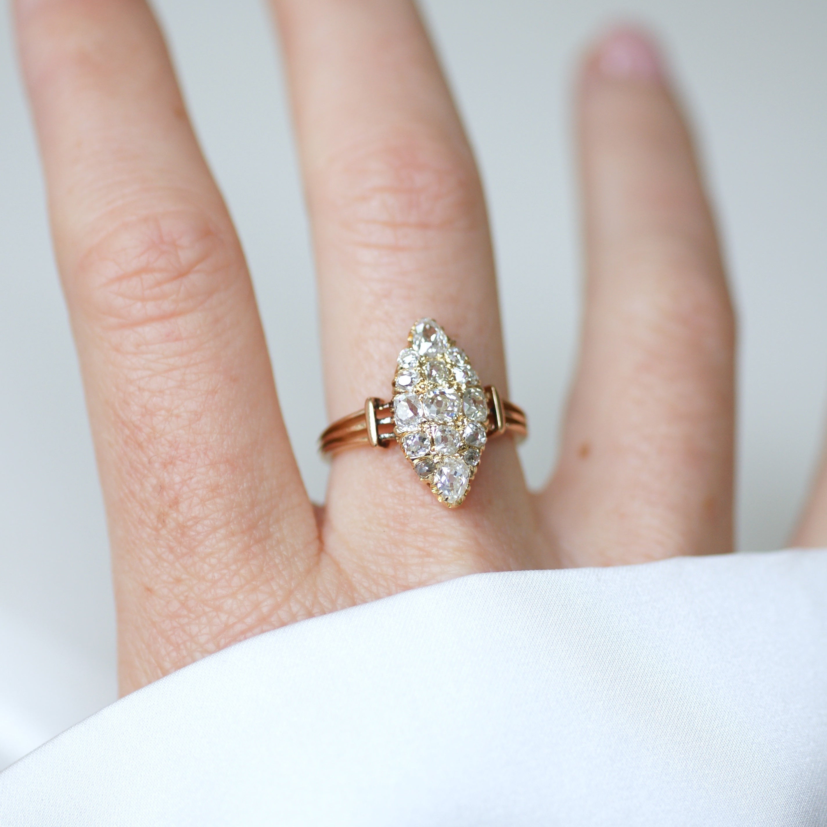 Ring Marquise in rose gold and diamonds