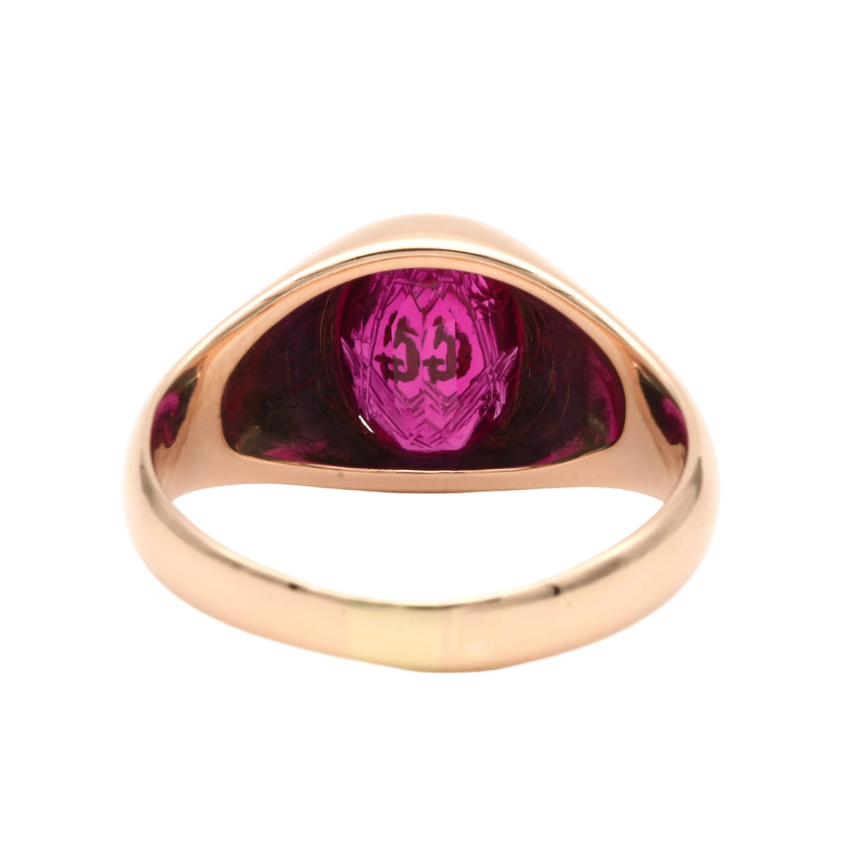 Bague Chevalière en or jaune et rubis
