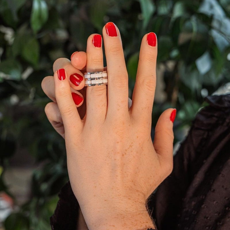 Certified pre-owned Chanel jewelry - Castafiore