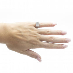 Chevalière en or blanc et diamants - Castafiore