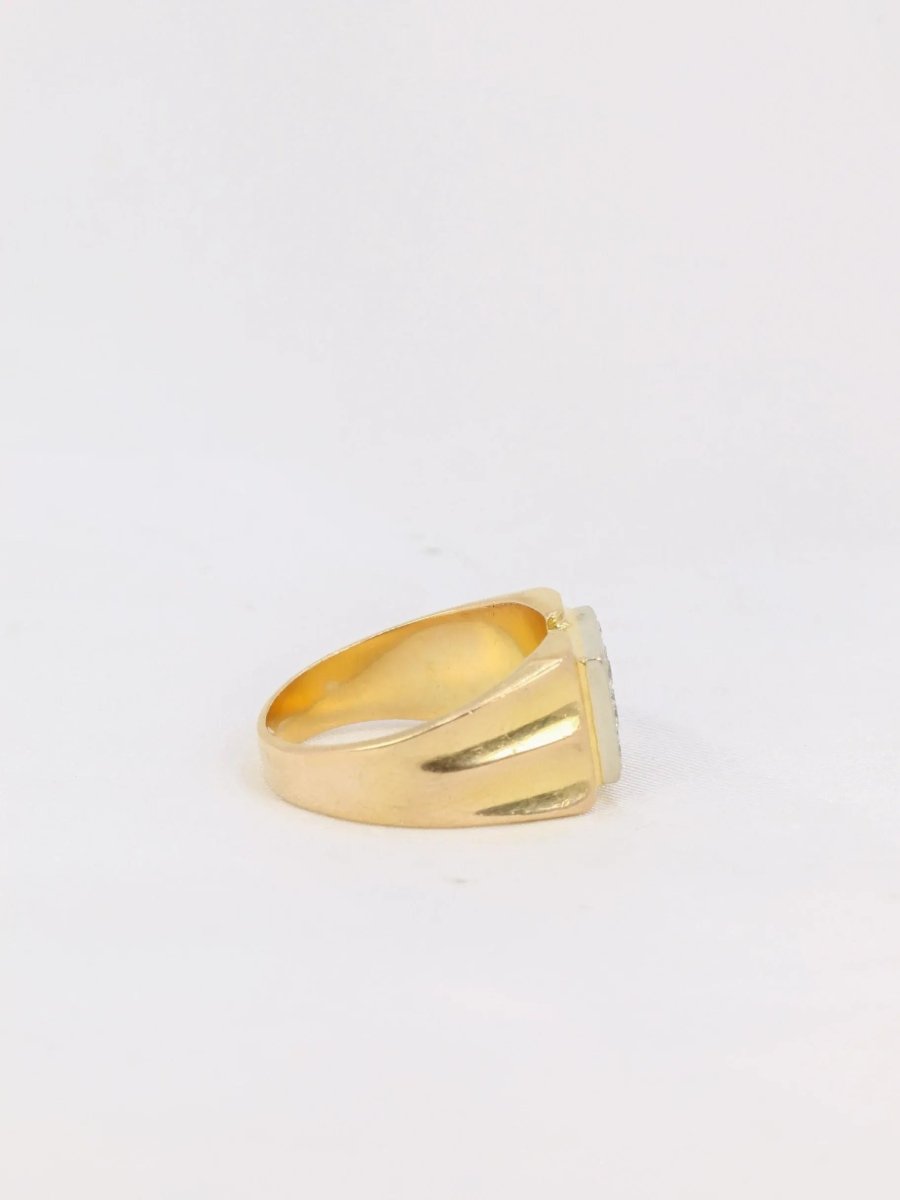 Chevalière vintage or plateau de diamants - Castafiore