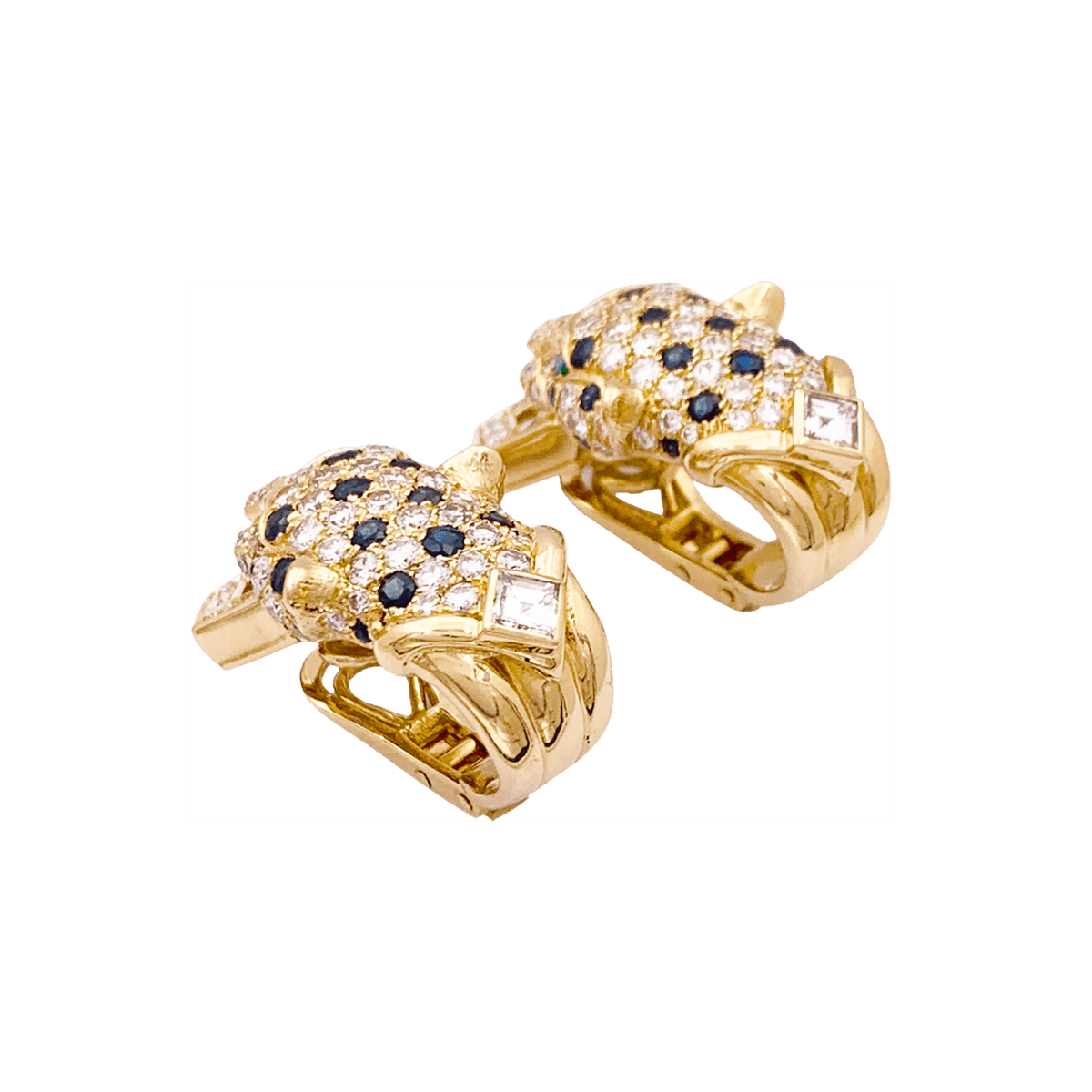 Clips d'oreilles O.J. PERRIN, or jaune, saphirs et émeraudes et diamants - Castafiore