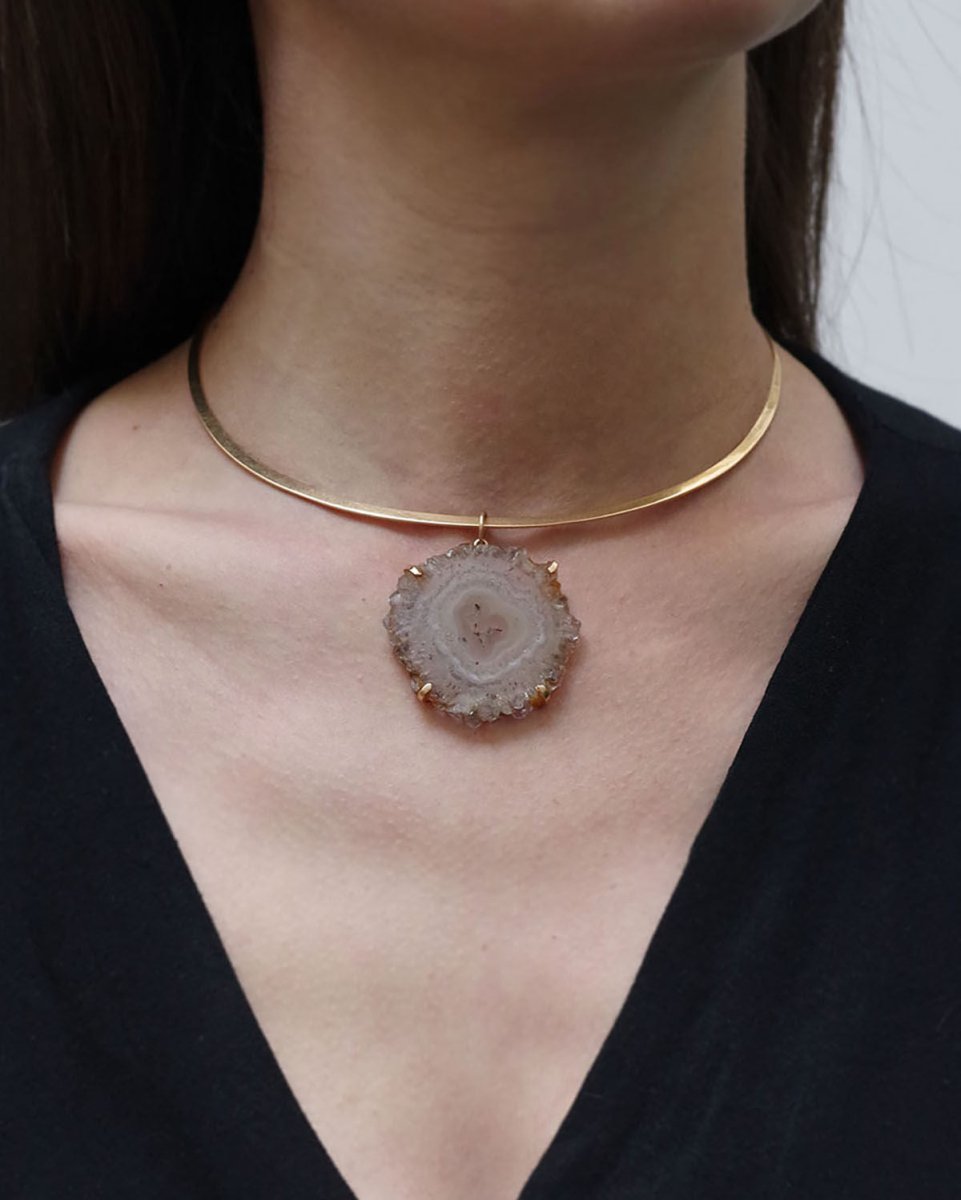 Collier 70's torque quartz en or - Castafiore