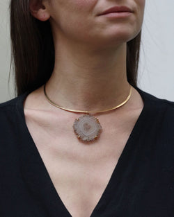 Collier 70's torque quartz en or - Castafiore