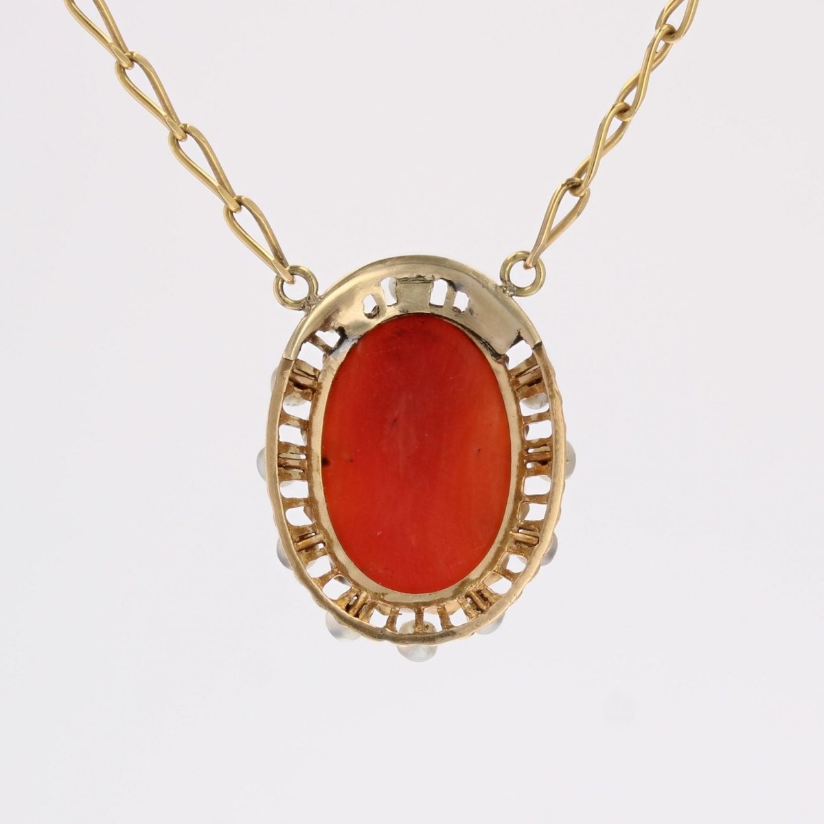 Collier ANCIEN Camée maille cheval en or jaune corail et perles fines - Castafiore