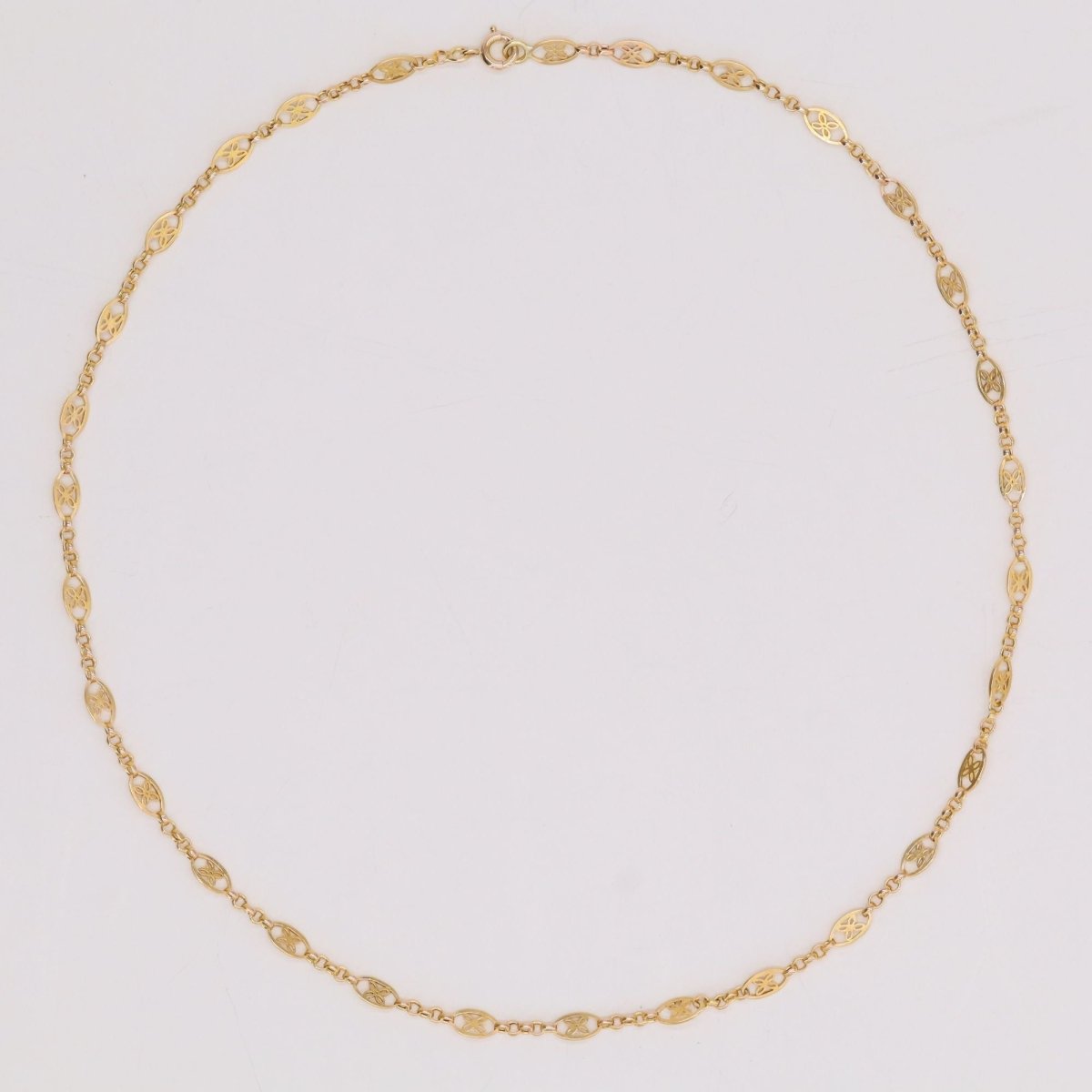 Old chain yellow gold openwork patterns