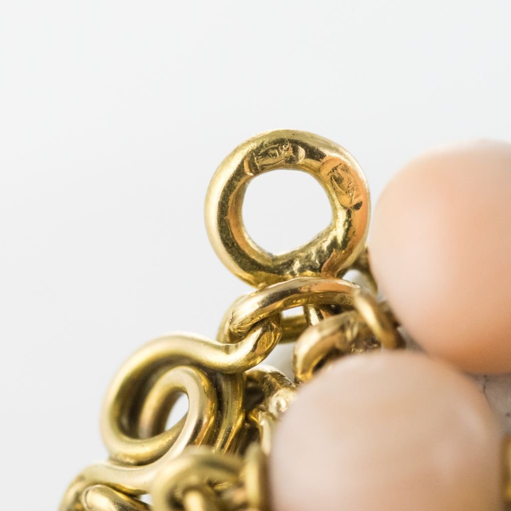 Collier ANCIEN Négligé en or jaune et corail peau d'ange - Castafiore