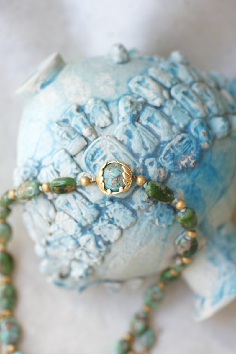 Collier Ancien Neo Egyptien Or Jaune et Turquoises - Castafiore
