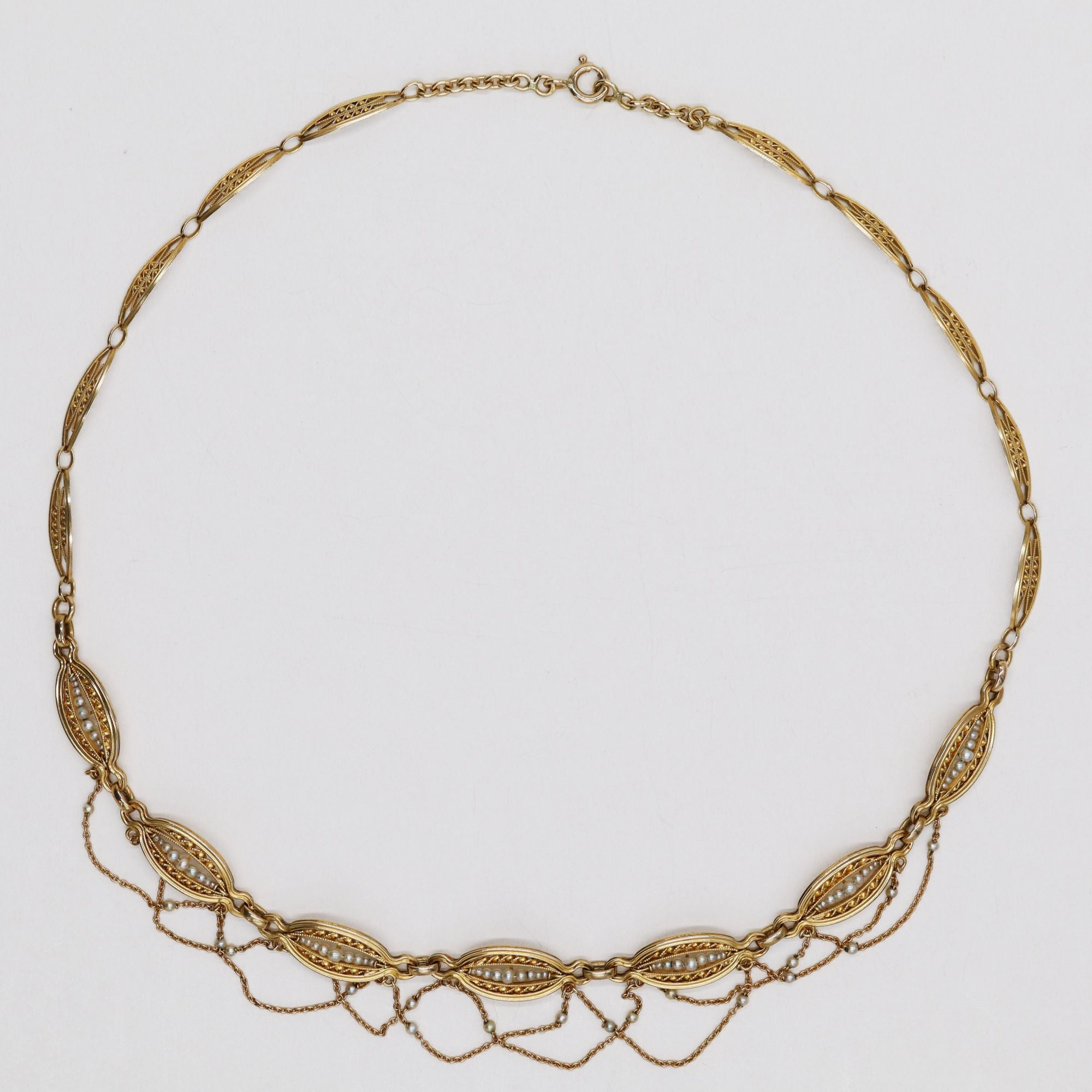 Collier ancien perles fines or jaune en draperie