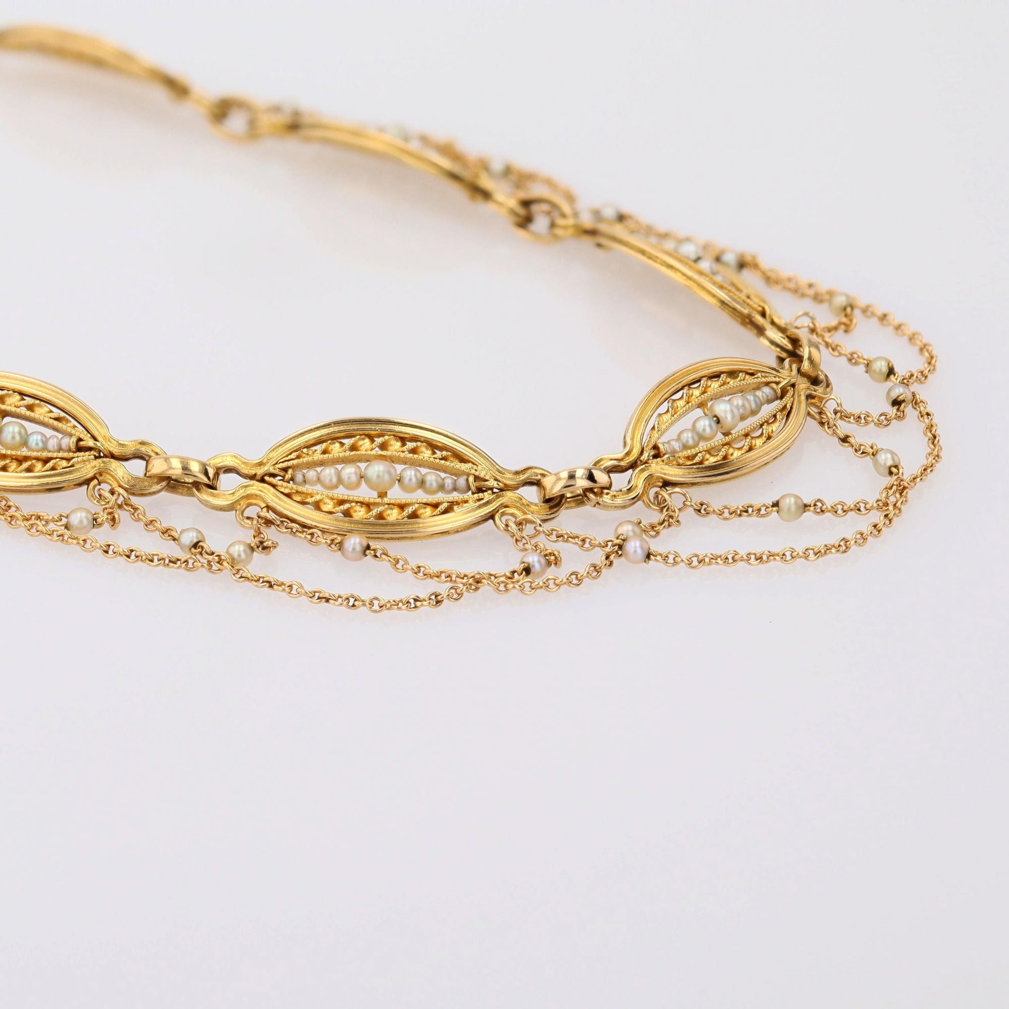 Collier ancien perles fines or jaune en draperie