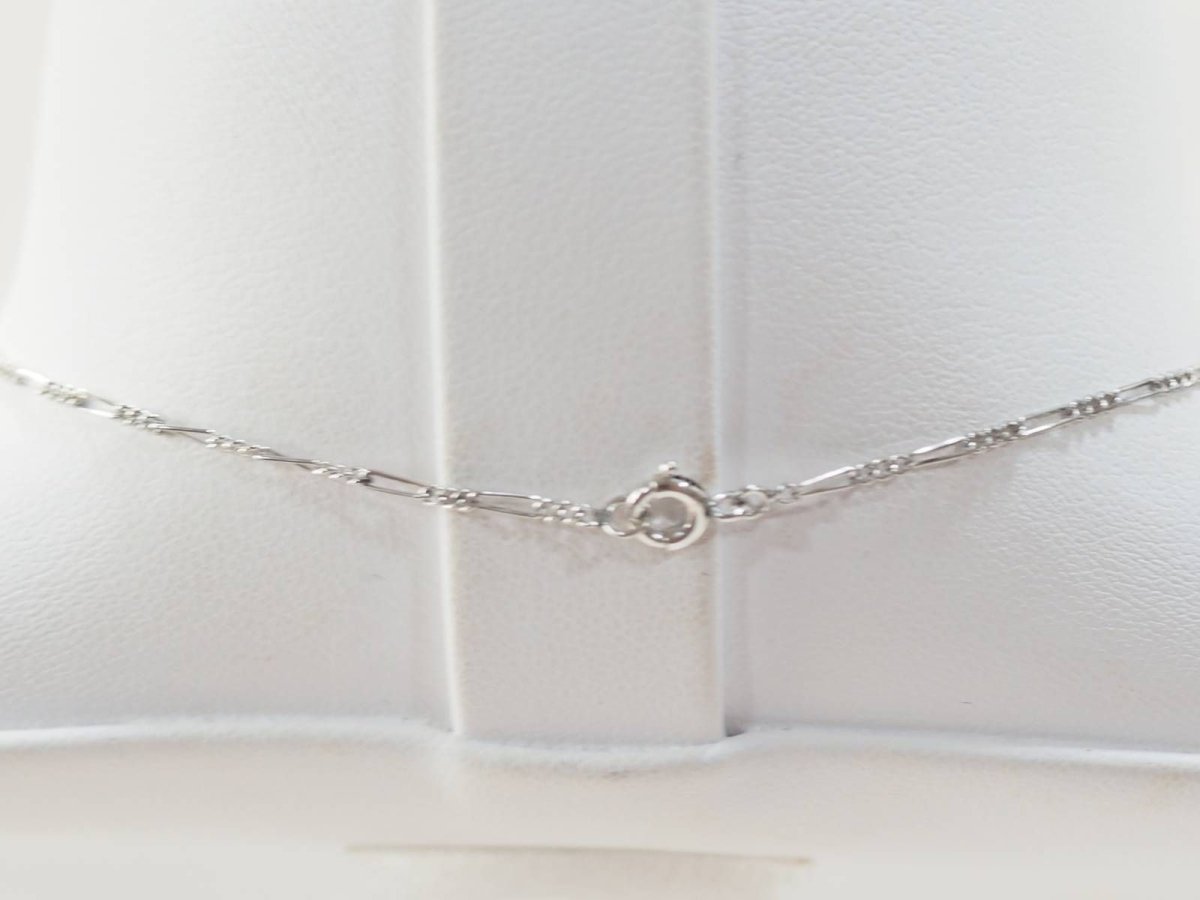 Collier Art déco en or blanc et diamants - Castafiore