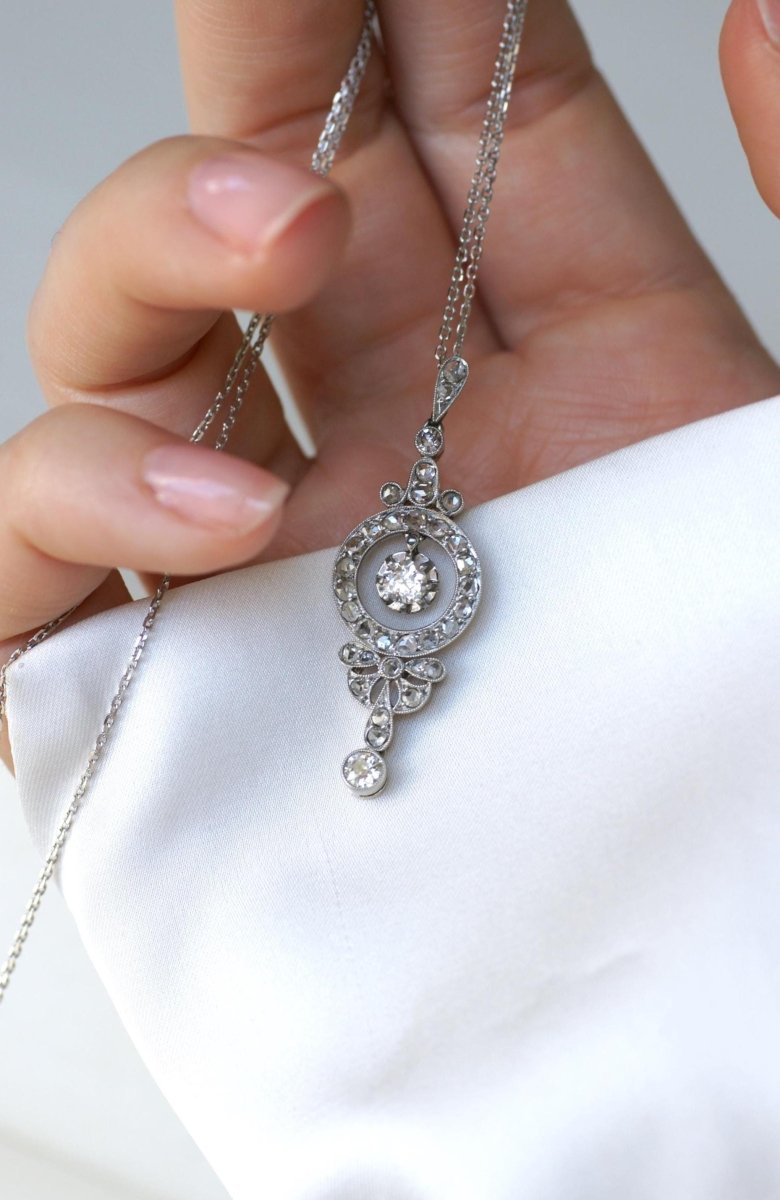 Collier Art Déco Pendentif diamants - Castafiore
