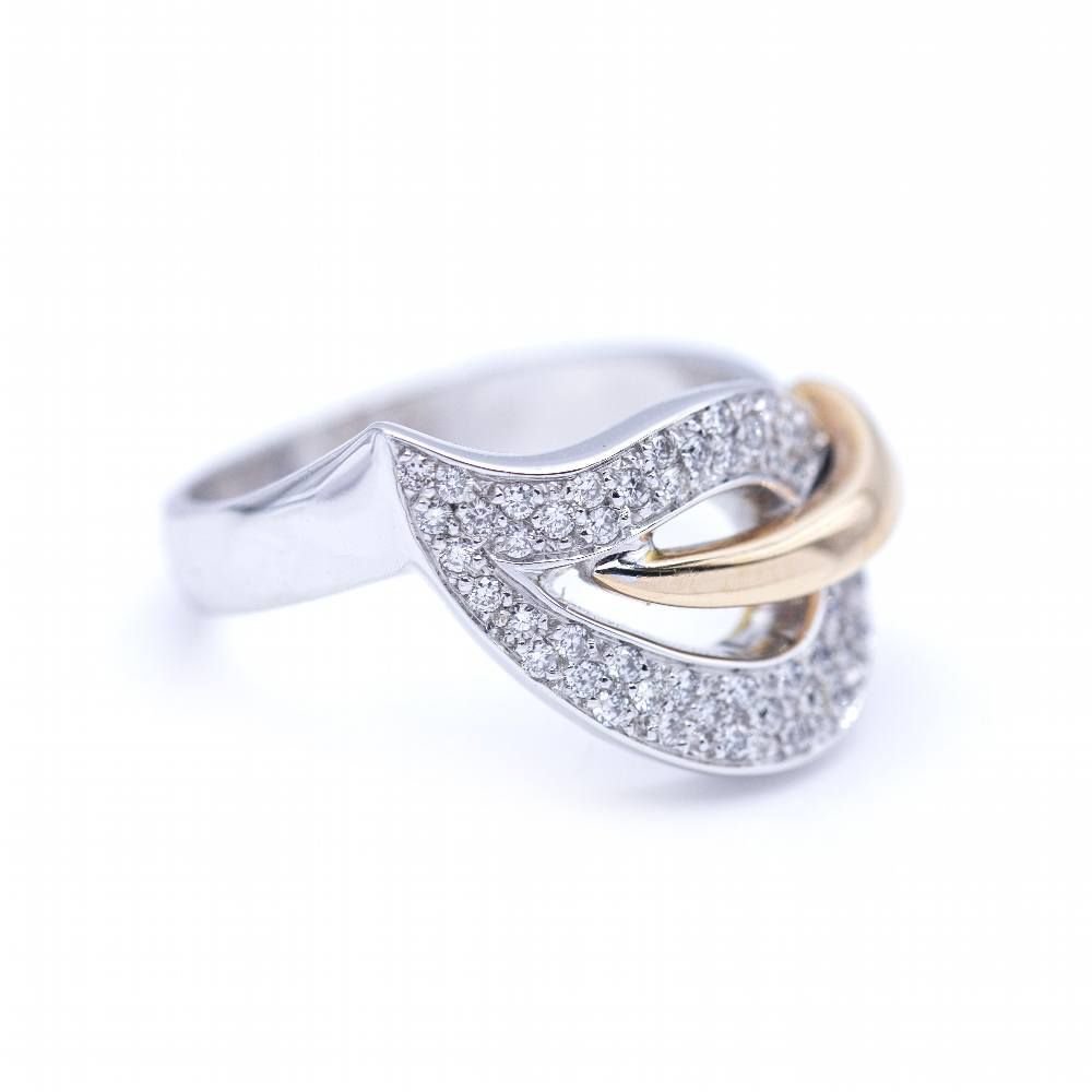 Collier bicolore en or rose et blanc avec diamants - Castafiore