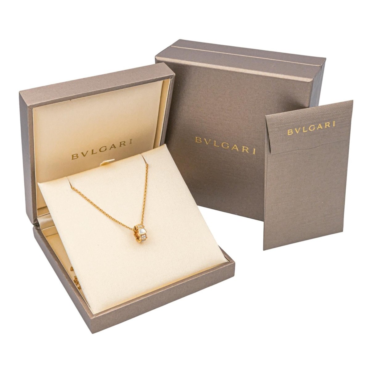 Collier BULGARI "Vipère" en or rose, nacre et diamants - Castafiore