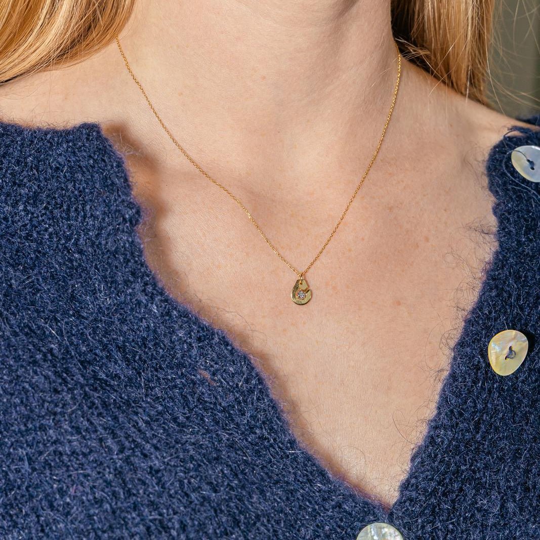 Collier Chaîne DINH VAN "Menottes R8" en or jaune et diamant - Castafiore