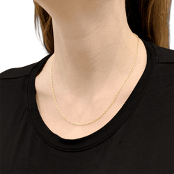 Chain in rose gold.