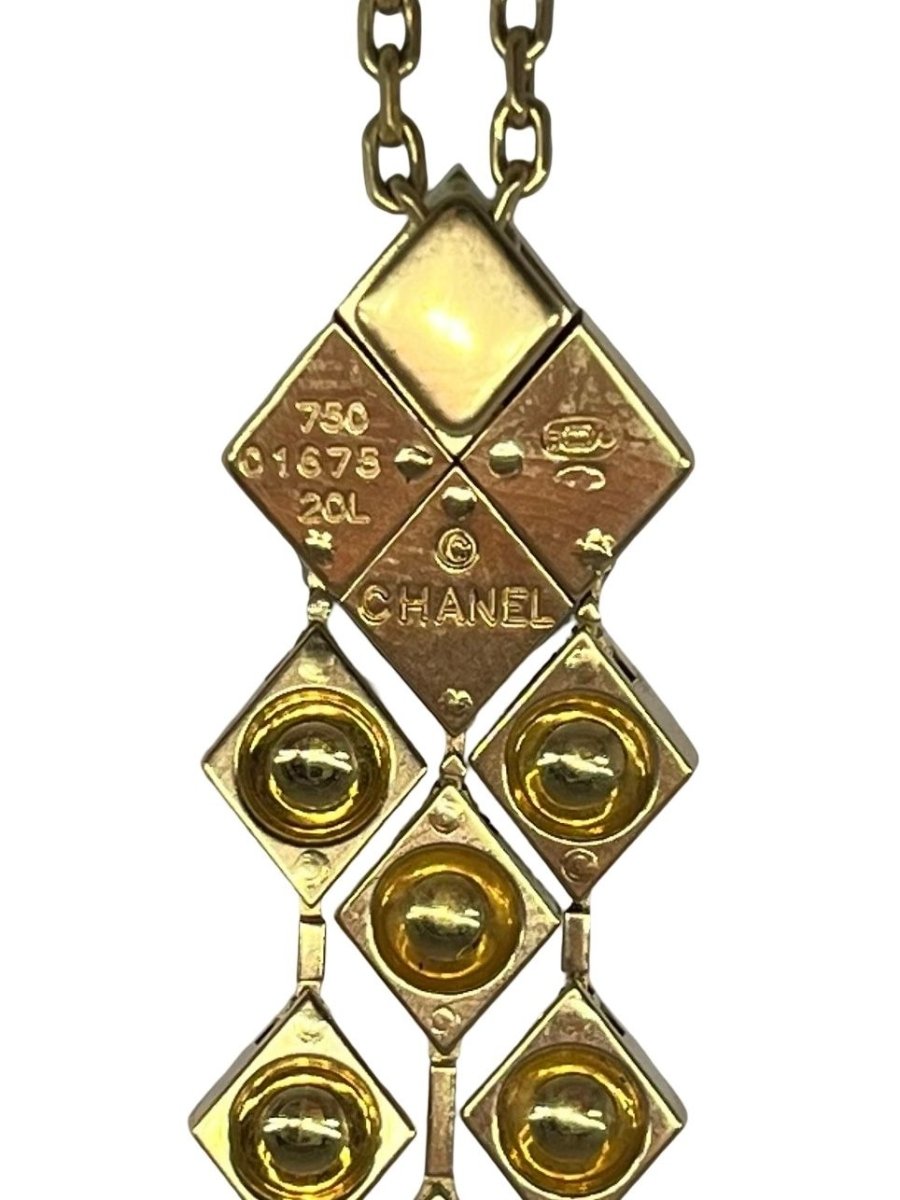 Collier CHANEL Matelassé vintage en or jaune - Castafiore