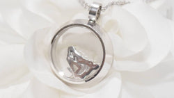 Collier Chopard "happy Diamonds" en or blanc et diamants - Castafiore