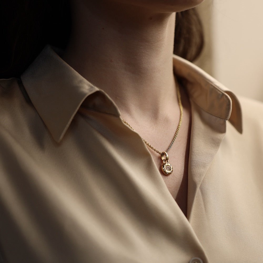 Collier CHOPARD Happy diamonds en or jaune et diamants - Castafiore