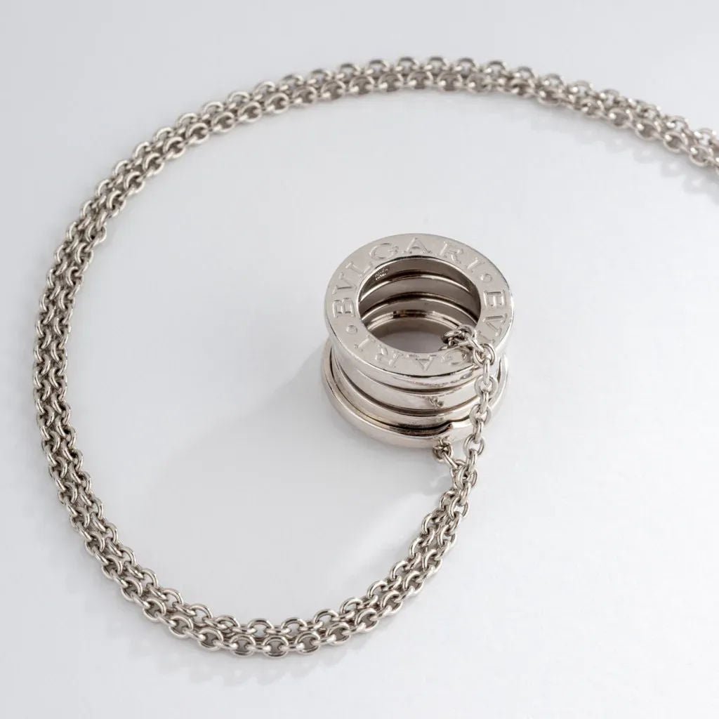 Collier de la maison Bvlgari, collection B.Zero1 en or gris - Castafiore