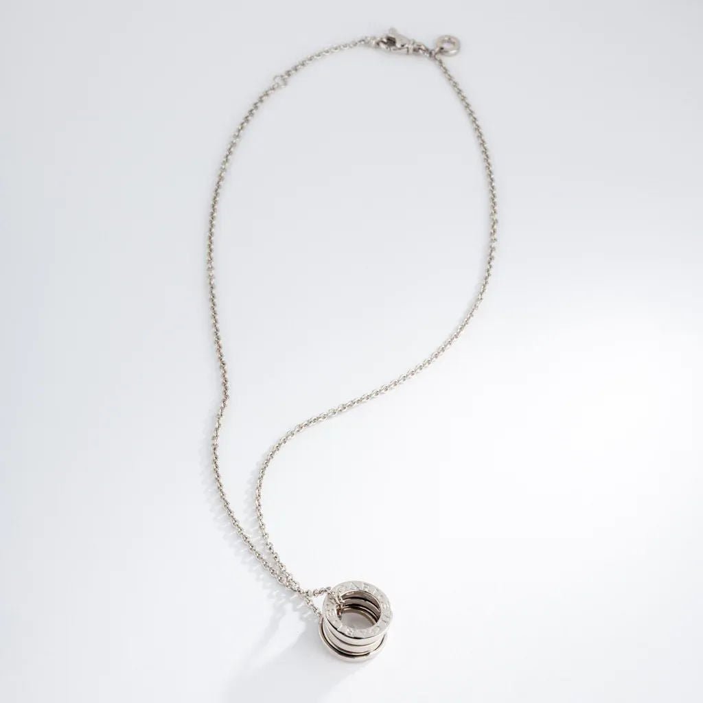 Collier de la maison Bvlgari, collection B.Zero1 en or gris - Castafiore