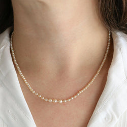 Collier de perles fines fermoir en or jaune et diamants - Castafiore