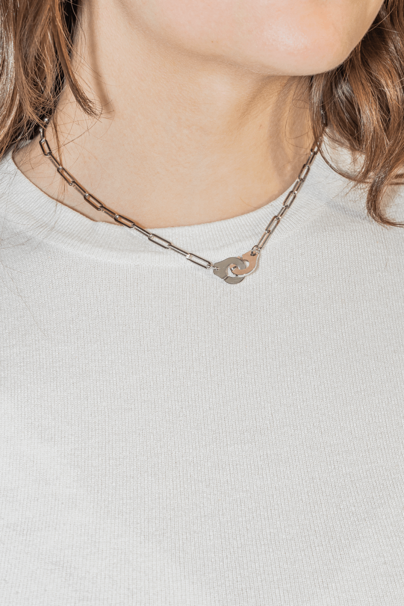 Collier Dinh Van Menottes en or blanc - Castafiore