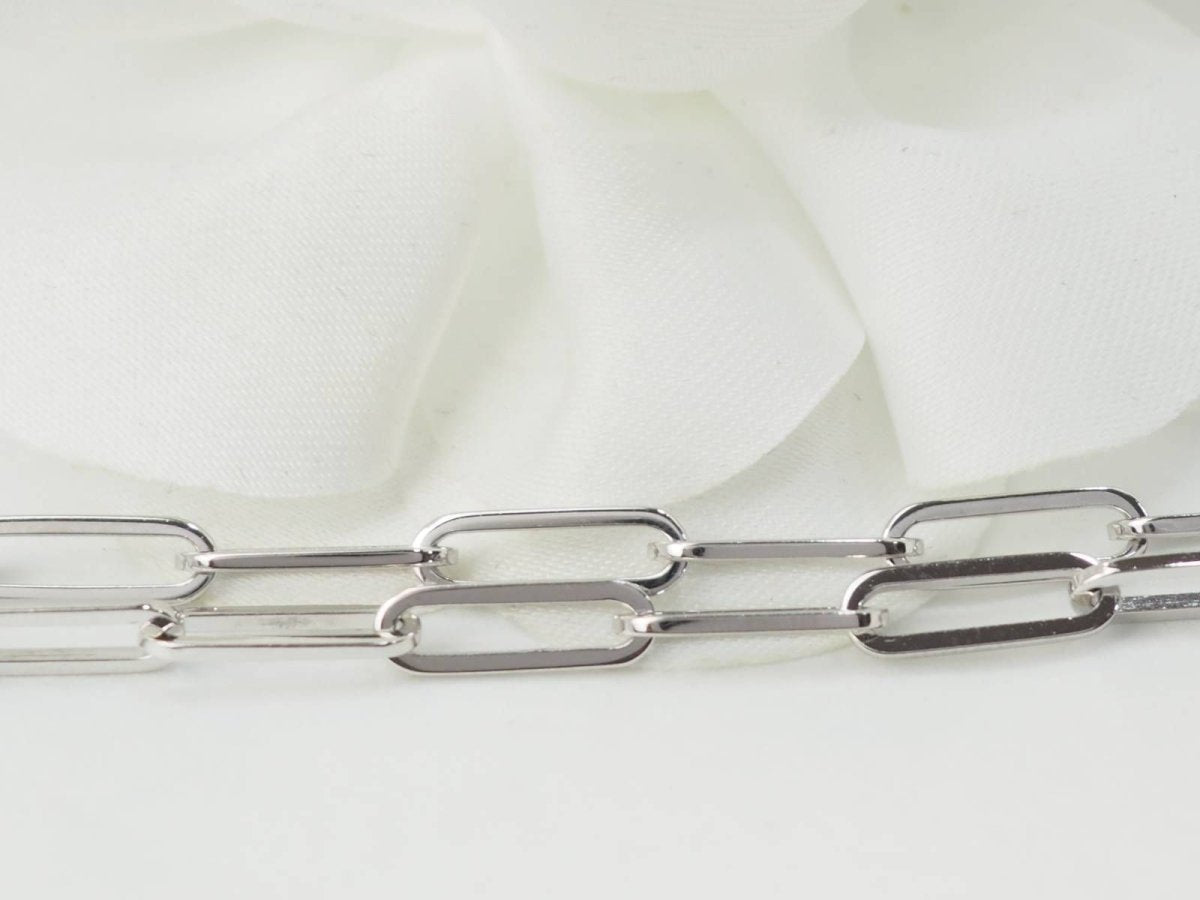 Collier Dinh Van Menottes R12 Or Blanc et Diamants - Castafiore