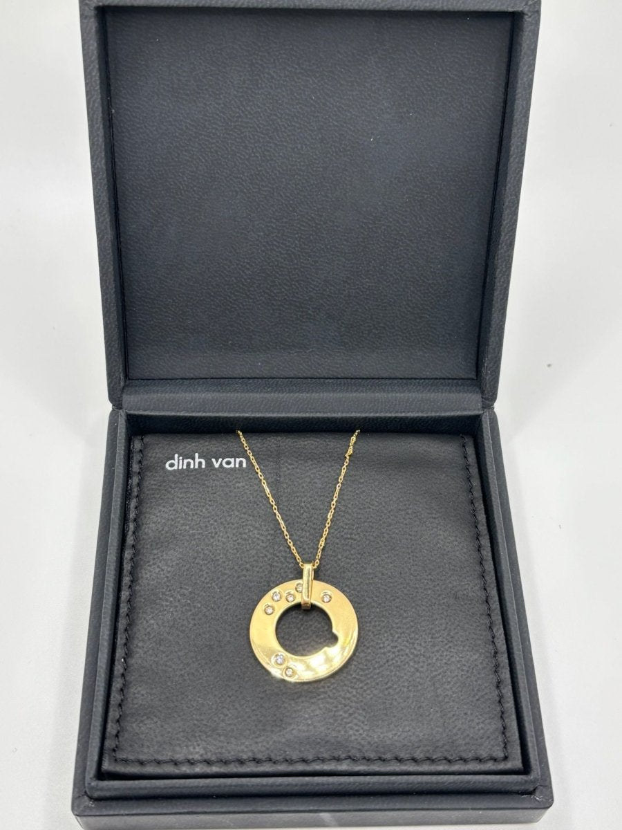 Collier Dinh Van modèle Cible or jaune et diamants 0,15 ct - Castafiore