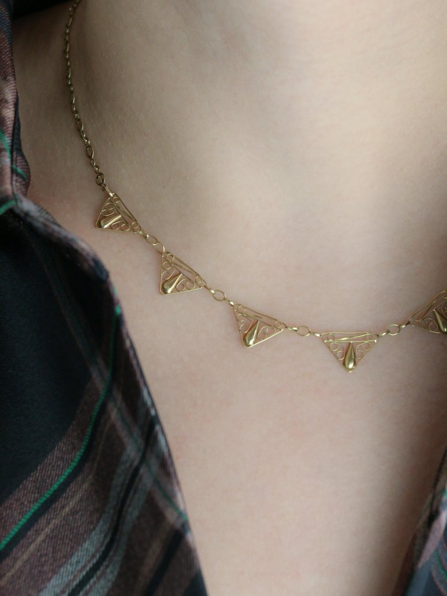 Collier draperie Art Nouveau or jaune filigrane - Castafiore
