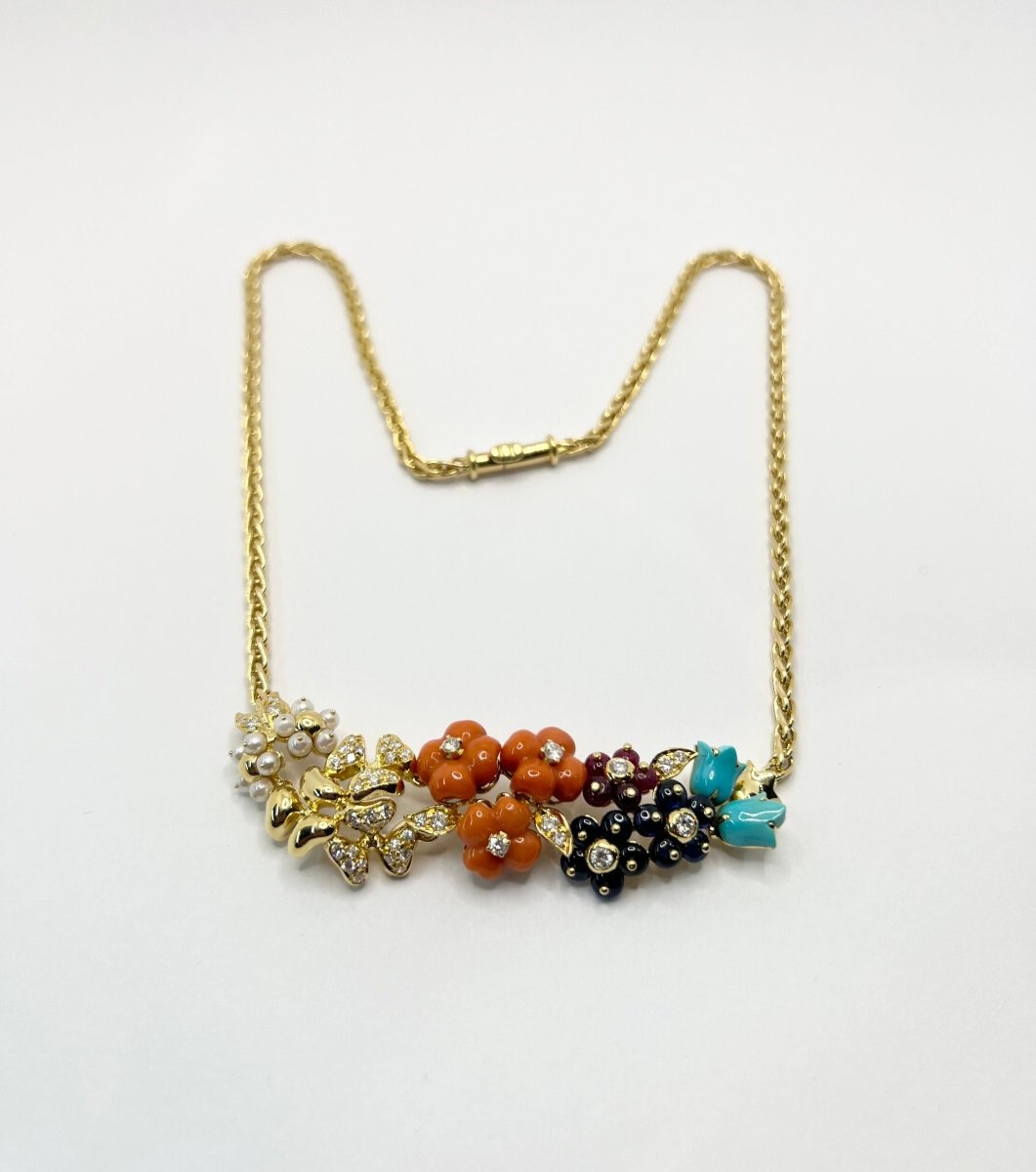 Collier en or 18 carats avec diamants, coraux, perles, turquoises, saphirs et rubis naturels, Poly. - Castafiore