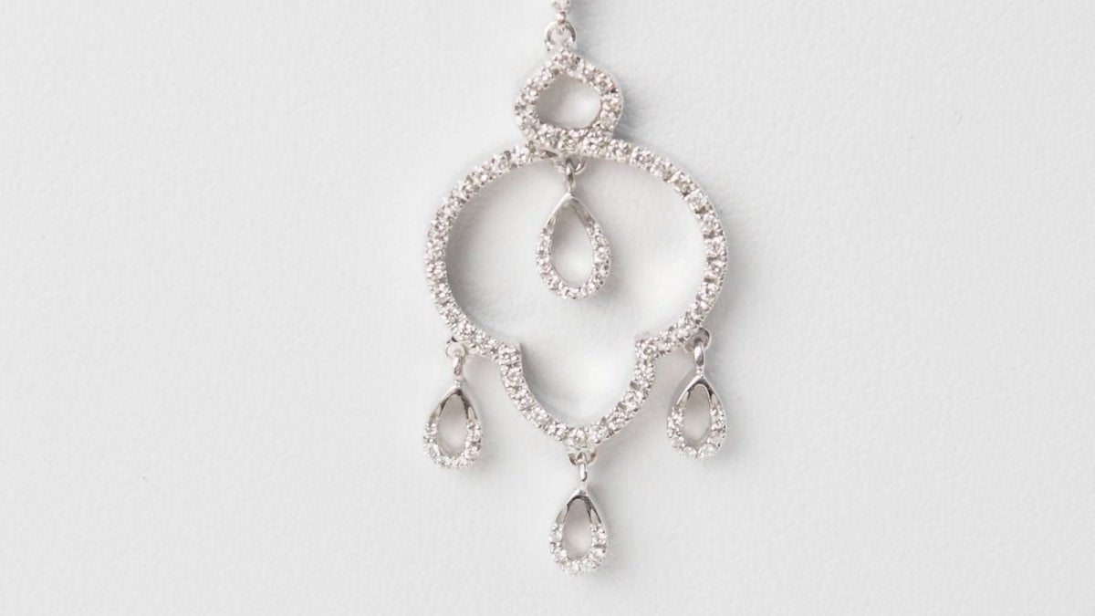 Collier en or blanc et diamants - Castafiore