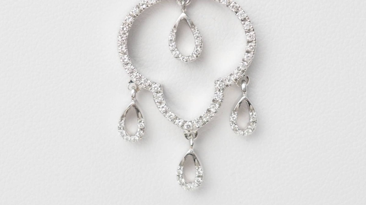 Collier en or blanc et diamants - Castafiore