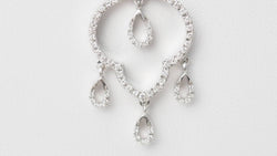 Collier en or blanc et diamants - Castafiore