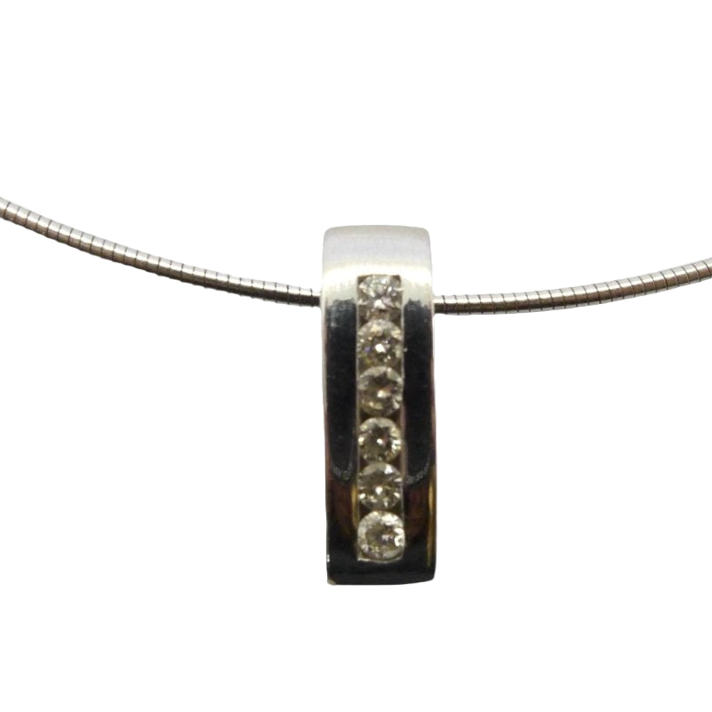 Collier en or blanc et diamants - Castafiore